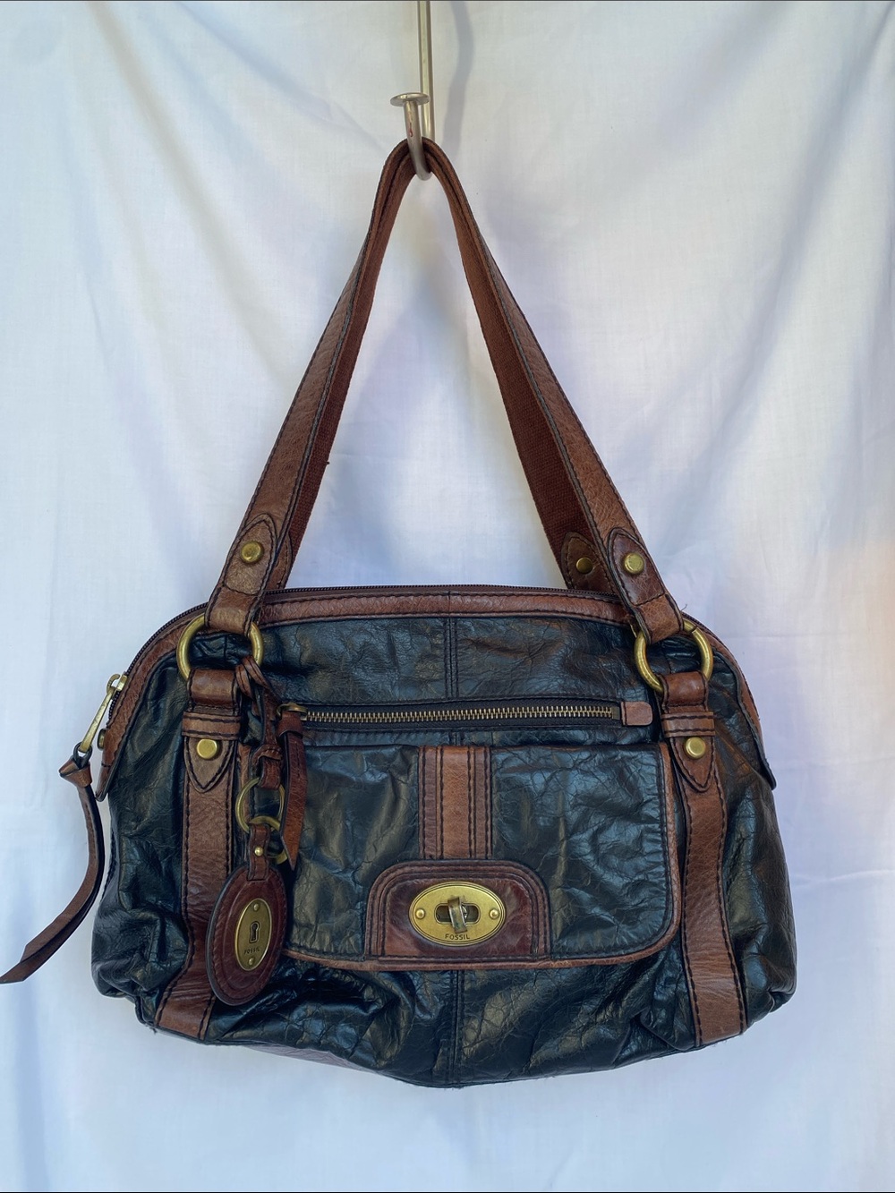 Fossil Black Leather Shoulder Bag with Brown Trim